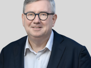 Simon Evenett